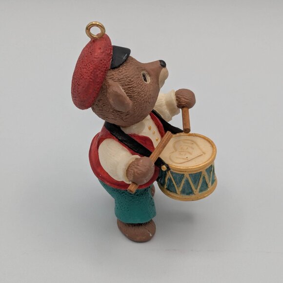 Hallmark Keepsake Fanfare Bear 1991, Tender Touches Collection, Vintage Ornament - Picture 4 of 11